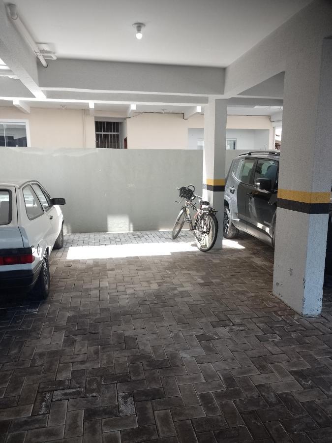 Quarto Casal Em Casa Familiar * Florianopolis